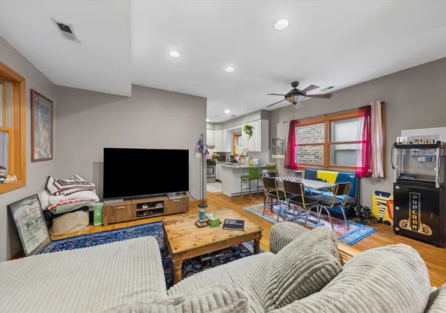 Photo 3 of Multi family home for sale at 1721 W Julian St, Chicago, IL 60622 | MLS# 12711707 | Listing updated on 2026-09-08