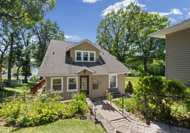 Photo 2 of Single family home for sale at 24941 W Forest Dr, Lake Villa, IL 60046 | MLS# 12711766 | Listing updated on 2026-08-25