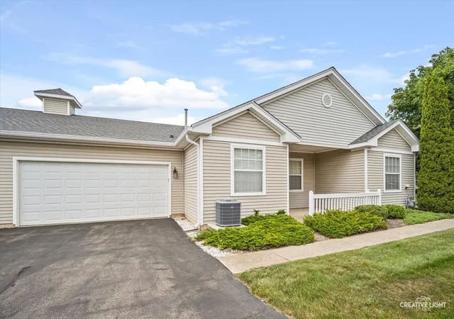 2nd image of 12263 Quail Ridge Dr, Huntley, IL 60142 | MLS# 12711784