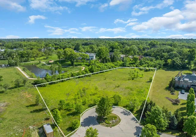 1st image of 315 Stable Ln, Lake Forest, IL 60045 | MLS# 12711791