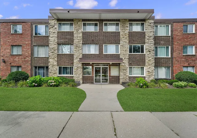 Photo 1 of Condo for sale at 10210 Washington Ave #115, Oak Lawn, IL 60453 | MLS# 12711837 | Listing updated on 2026-08-13