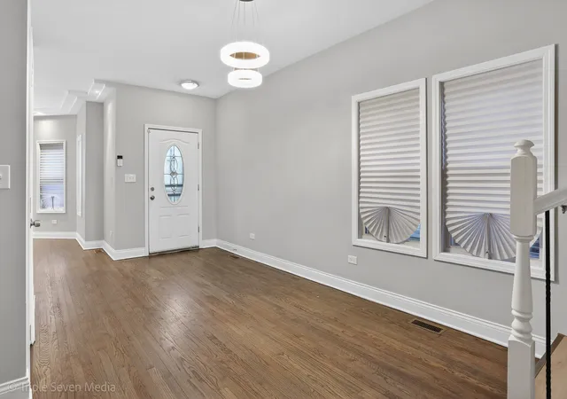 Photo 3 of Single family home for sale at 8132 S Paxton Ave, Chicago, IL 60617 | MLS# 12711878 | Listing updated on 2026-08-17