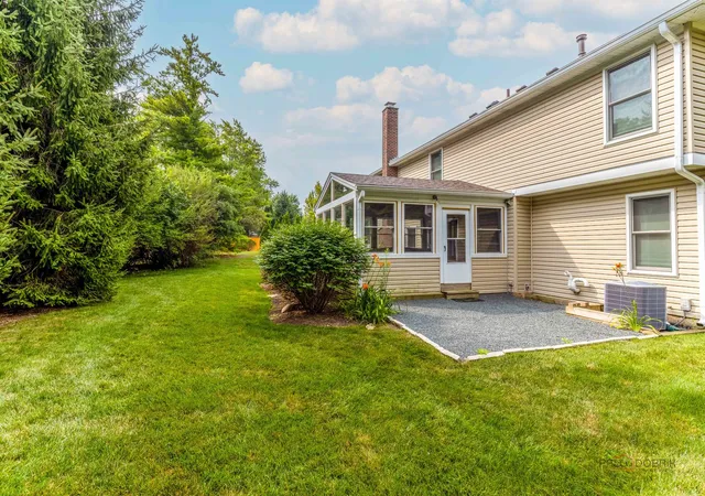Photo 31 of Single family home for sale at 73 Shelby Ct, Vernon Hills, IL 60061 | MLS# 12711882 | Listing updated on 2026-08-30