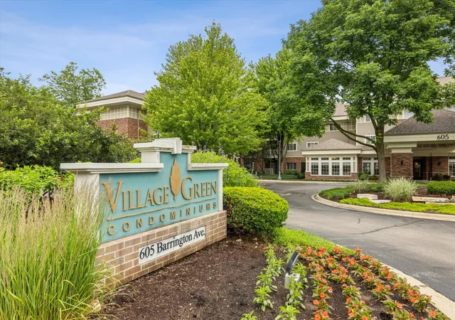 2nd image of 605 Barrington Ave #332, East Dundee, IL 60118 | MLS# 12711918