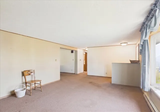 Photo 3 of Sale Pending at 1114 W Lynwood Ct, Freeport, IL 61032 | MLS# 12711946 | Listing updated on 2026-10-21