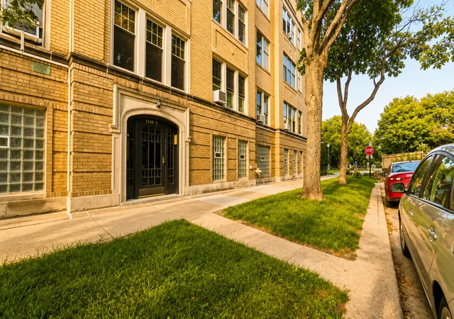 1st image of 2208 W Winnemac Ave #2, Chicago, IL 60625 | MLS# 12711959