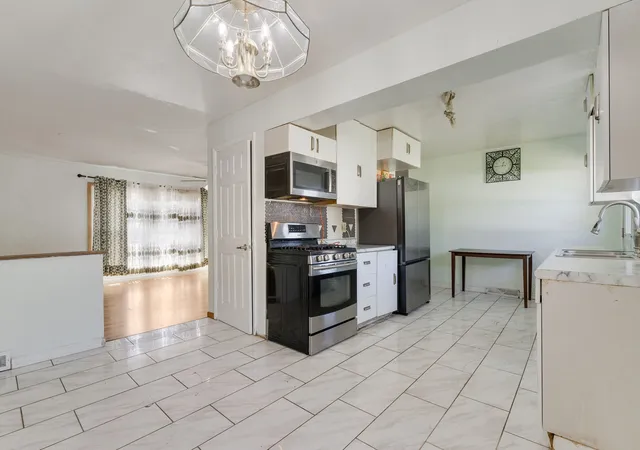 Photo 3 of Single family home for sale at 2308 185th Street, Lansing, IL 60438 | MLS# 12711976 | Listing updated on 2026-09-21