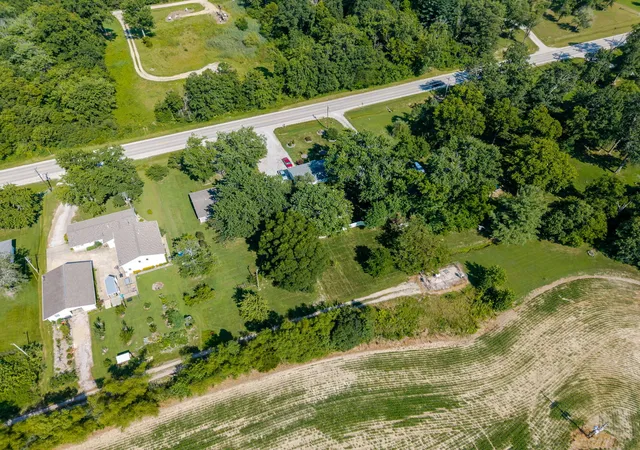 37th image of 3275 Selmaville Rd, Salem, IL 62881 | MLS# 12711994