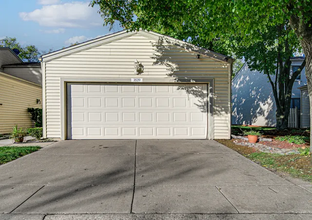 Photo 1 of Townhouse for sale at 3539 Golfview Dr #3539, Hazel Crest, IL 60429 | MLS# 12712003 | Listing updated on 2026-10-30
