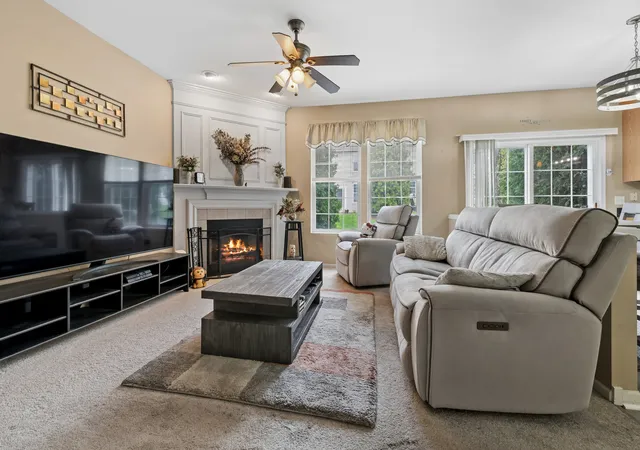 Photo 2 of Townhouse for sale at 2977 Peachtree Cir, Aurora, IL 60502 | MLS# 12712005 | Listing updated on 2026-09-22