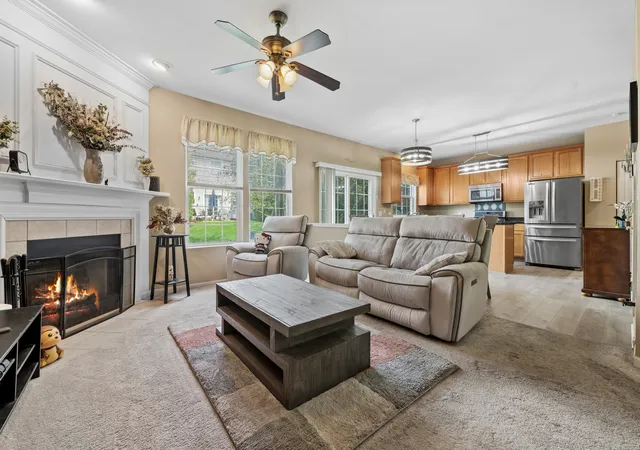 Photo 3 of Townhouse for sale at 2977 Peachtree Cir, Aurora, IL 60502 | MLS# 12712005 | Listing updated on 2026-09-22