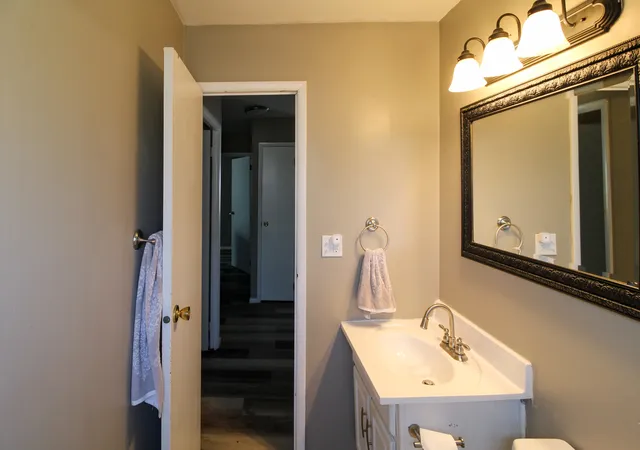 9th image of 618 Dogwood Dr, Champaign, IL 61821 | MLS# 12712015