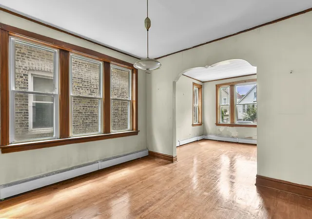 Listing Photo 5 - Condo for sale in building located at 4225 S California Ave, Chicago, IL 60632