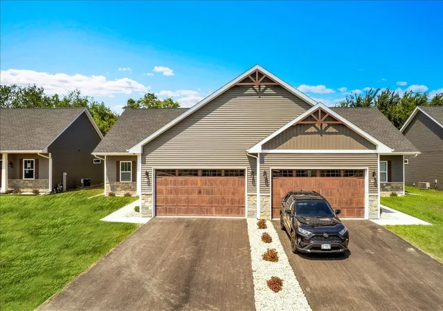 Photo 1 of Condo for sale at 609 Anjali Ct, Sycamore, IL 60178 | MLS# 12712055 | Listing updated on 2026-10-05