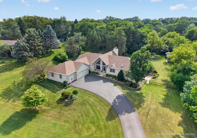 Photo 1 of Single family home for sale at 11923 Devonshire St, Algonquin, IL 60102 | MLS# 12712089 | Listing updated on 2026-08-13