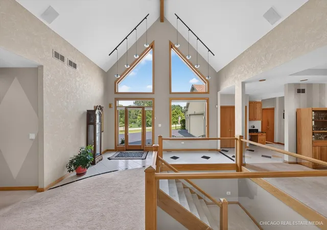 Photo 4 of Single family home for sale at 11923 Devonshire St, Algonquin, IL 60102 | MLS# 12712089 | Listing updated on 2026-08-13