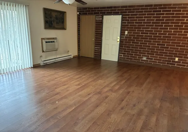 Photo 3 of Condo for sale at 1912 Canal St #3D, Blue Island, IL 60406 | MLS# 12712118 | Listing updated on 2026-09-22
