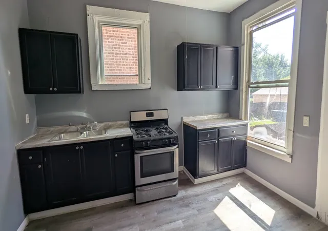 3rd image of 5760 S Wells St, Chicago, IL 60621 | MLS# 12712166