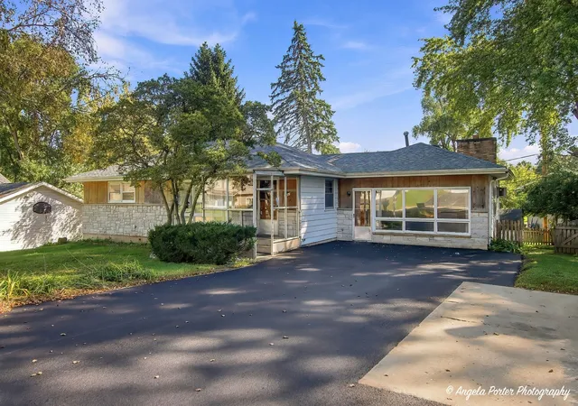 Photo 3 of Single family home for sale at 1401 Channel Beach Ave, Johnsburg, IL 60051 | MLS# 12712183 | Listing updated on 2026-10-07