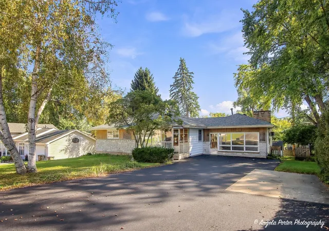 Photo 3 of Single family home for sale at 1401 Channel Beach Ave, Johnsburg, IL 60051 | MLS# 12712183 | Listing updated on 2026-10-07