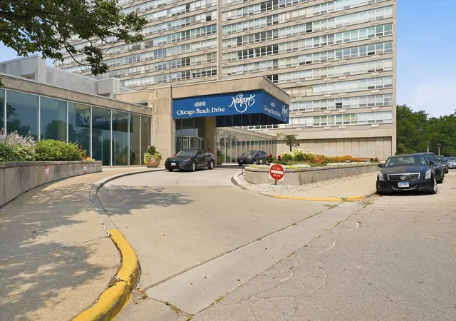 Photo 3 of Condo for sale at 4800 S Chicago Beach Dr #1503S, Chicago, IL 60615 | MLS# 12712232 | Listing updated on 2026-09-18