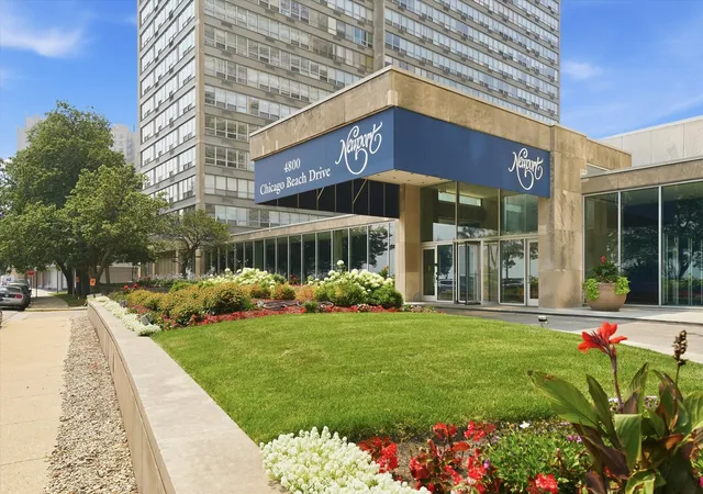 Photo 4 of Condo for sale at 4800 S Chicago Beach Dr #1503S, Chicago, IL 60615 | MLS# 12712232 | Listing updated on 2026-09-18