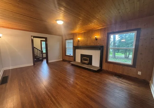 Photo 4 of Single family home for sale at 111 Douglas St, Prophetstown, IL 61277 | MLS# 12712238 | Listing updated on 2026-10-27