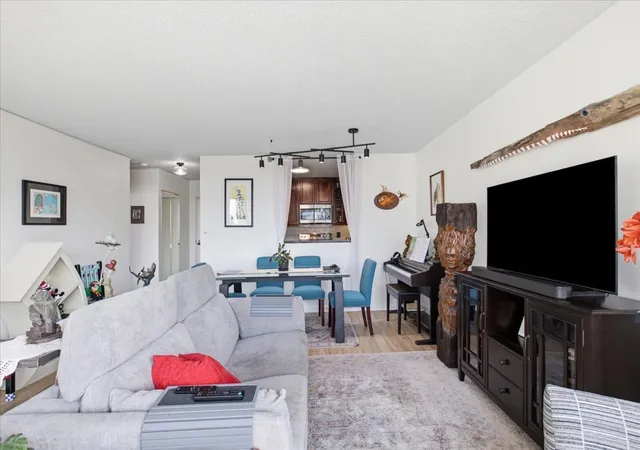 5th image of 33 W Delaware Pl #22H, Chicago, IL 60610 | MLS# 12712244