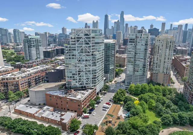 Photo 2 of Condo for sale at 510 W Erie St #1303, Chicago, IL 60654 | MLS# 12712298 | Listing updated on 2026-08-09