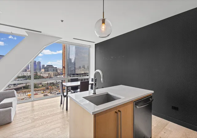 Photo 4 of Condo for sale at 510 W Erie St #1303, Chicago, IL 60654 | MLS# 12712298 | Listing updated on 2026-09-24