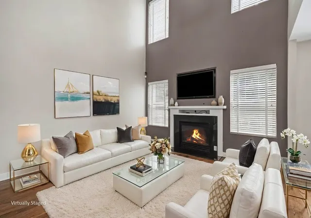 Photo 3 of Townhouse for sale at 11044 72nd Street, Indian Head Park, IL 60525 | MLS# 12712325 | Listing updated on 2026-10-14