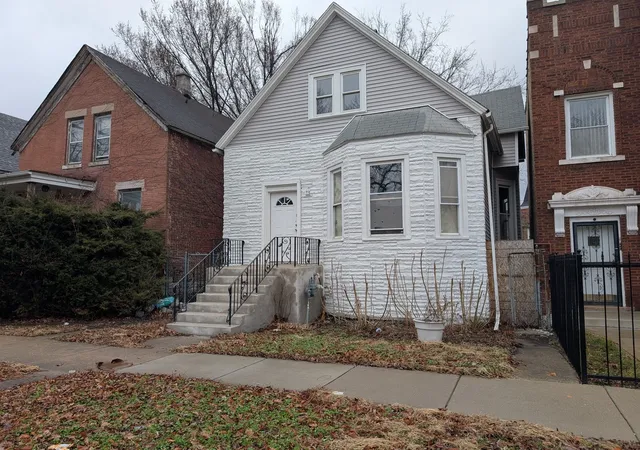 1st image of 654 E 92Nd Pl, Chicago, IL 60619 | MLS# 12712360