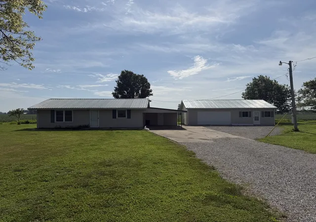 Photo 1 of Sale Pending at 4016 Valier Carpet Rd, Tamaroa, IL 62888 | MLS# 12712375 | Listing updated on 2026-07-22