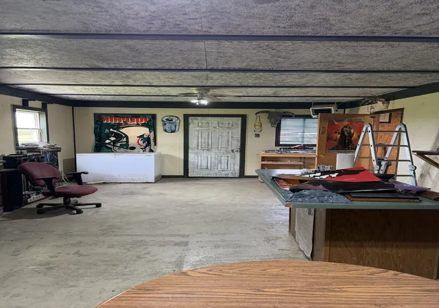Photo 4 of Sale Pending at 4016 Valier Carpet Rd, Tamaroa, IL 62888 | MLS# 12712375 | Listing updated on 2026-07-22