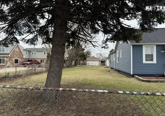 Photo 1 of Land for sale at 4743 S Lockwood Ave, Chicago, IL 60638 | MLS# 12712392 | Listing updated on 2026-07-28