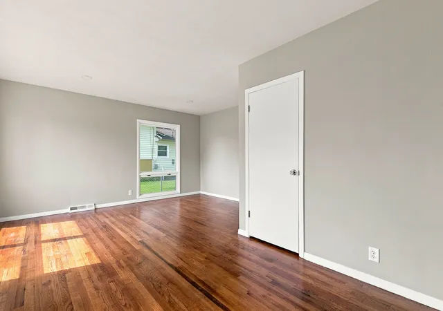 Photo 3 of Single family home for sale at 5011 48th Street, Moline, IL 61265 | MLS# 12712455 | Listing updated on 2026-09-02