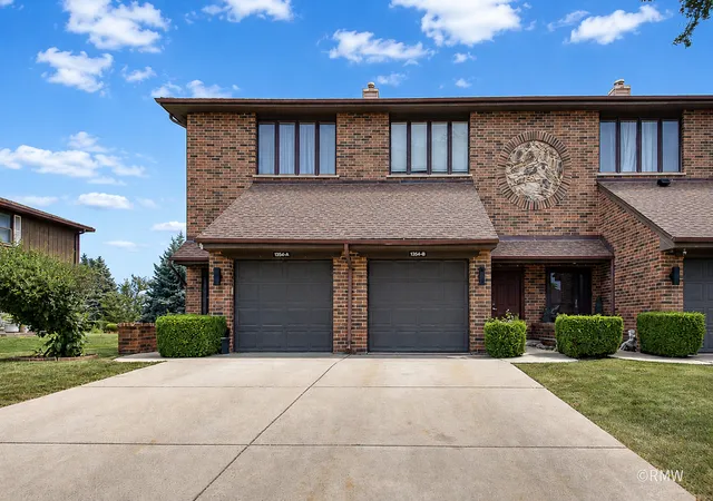 Photo 3 of Townhouse for sale at 1354 W Byron Ave #B, Addison, IL 60101 | MLS# 12712475 | Listing updated on 2026-08-27