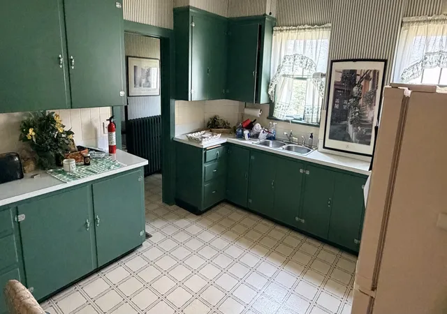 Listing Photo 2 - Condo for sale in building located at 119 W N St, Geneseo, IL 61244 - Unit #