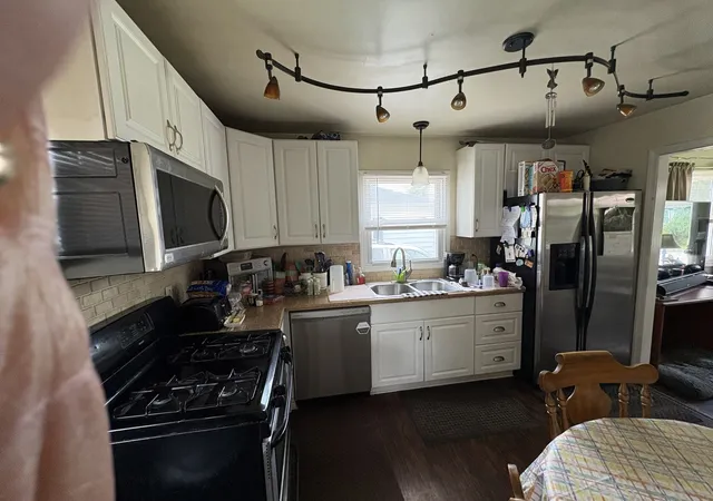 2nd image of 1214 Schriber Ave, Joliet, IL 60435 | MLS# 12712494