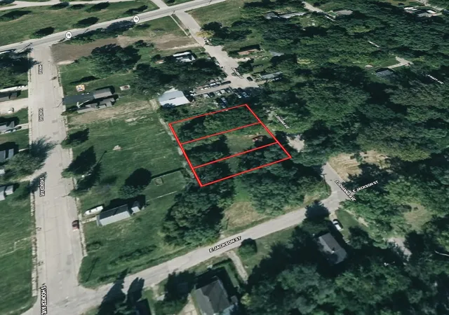 Photo 3 of Land for sale at 40 S Johanna Ave, Freeport, IL 61032 | MLS# 12712583 | Listing updated on 2026-08-11