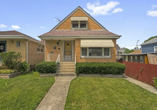 Photo 1 of Sale Pending at 2146 N Mcvicker Ave, Chicago, IL 60639 | MLS# 12712633 | Listing updated on 2026-09-01
