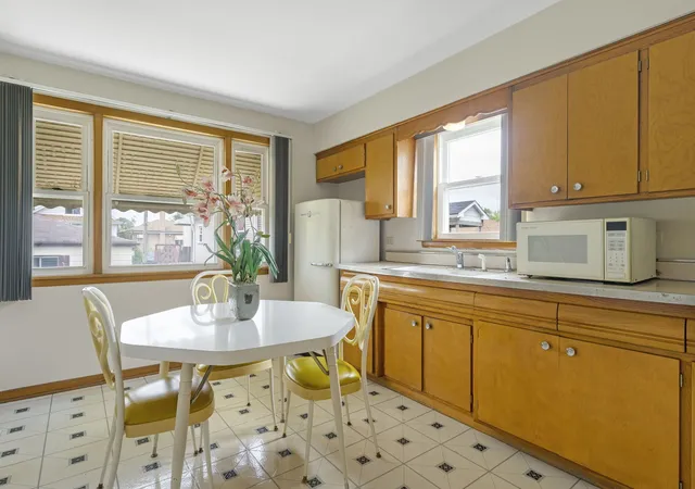 Photo 3 of Sale Pending at 2146 N Mcvicker Ave, Chicago, IL 60639 | MLS# 12712633 | Listing updated on 2026-09-01