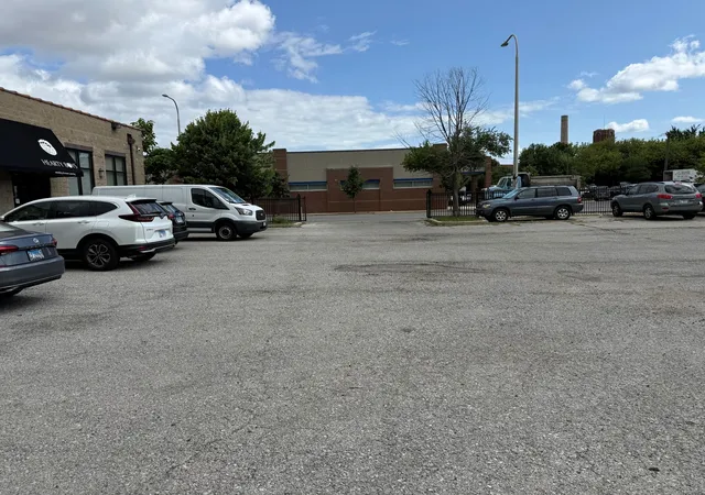 4th image of 3515 W Grand Ave, Chicago, IL 60651 | MLS# 12712642