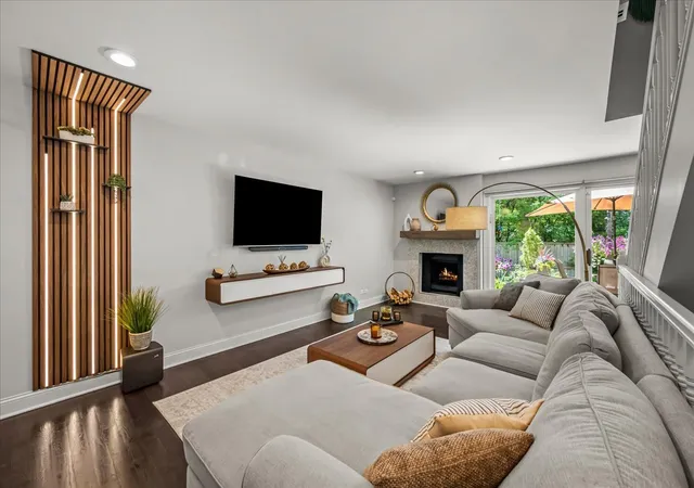 3rd image of 1569 Winnetka Rd, Glenview, IL 60025 | MLS# 12712733
