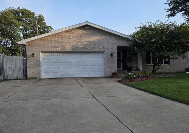 2nd image of 78 W 31st St, Steger, IL 60475 | MLS# 12712741