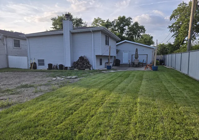 Photo 3 of Single family home for sale at 78 W 31st Street, Steger, IL 60475 | MLS# 12712741 | Listing updated on 2026-07-28