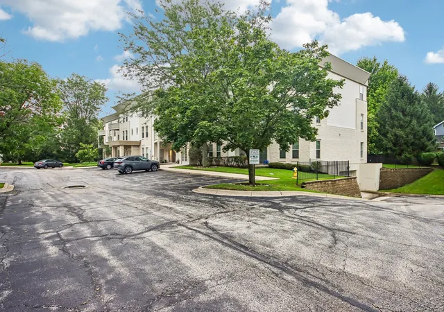Photo 2 of Sale Pending at 34435 N Old Walnut Cir #306, Gurnee, IL 60031 | MLS# 12712763 | Listing updated on 2026-09-19