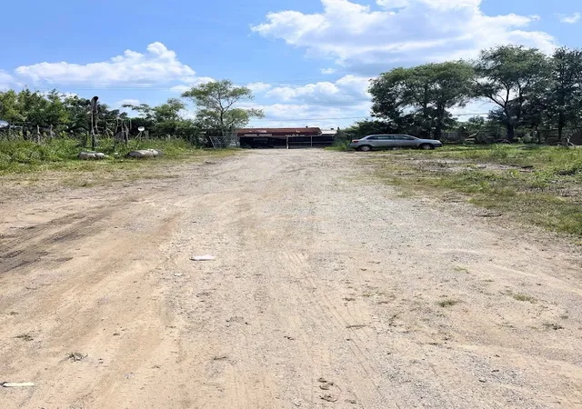 Photo 4 of Land for sale at 581 E 14th Street, Chicago Heights, IL 60411 | MLS# 12712766 | Listing updated on 2026-10-06