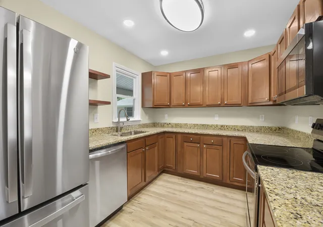 image of 2205 Glenoak Dr, Champaign, IL 61821 | MLS# 12712767