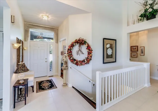Photo 3 of Single family home for sale at 8 Canterbury Ct, Lake In The Hills, IL 60156 | MLS# 12712784 | Listing updated on 2026-10-07